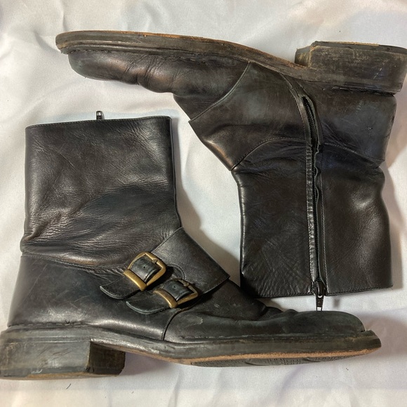 Cole Haan City Men’s Black Leather Boots with buckle and zipper - Picture 1 of 5